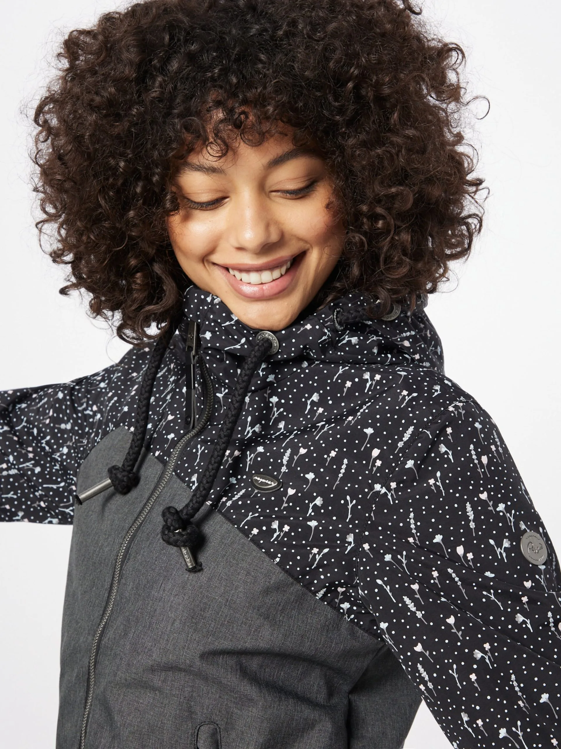 Ragwear Tussenjassen Tussenjas NUGGIE Dames Zwart 2 Ragwear Tussenjassen Tussenjas NUGGIE Dames Zwart - Afbeelding 2