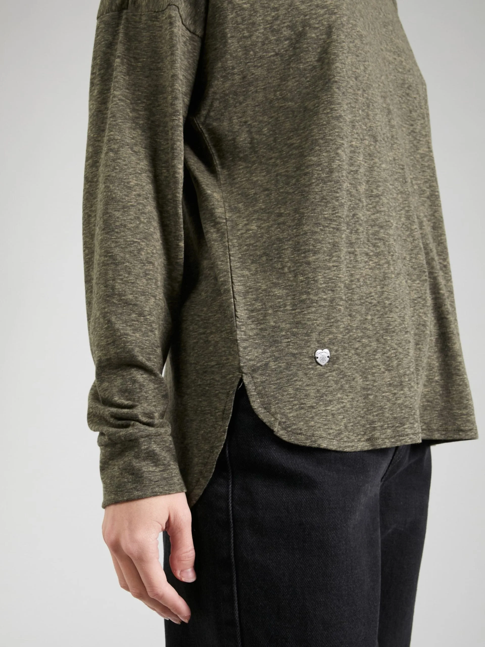 Ragwear Longsleeves Shirt Dames Olijfgroen 2 Ragwear Longsleeves Shirt Dames Olijfgroen - Afbeelding 2